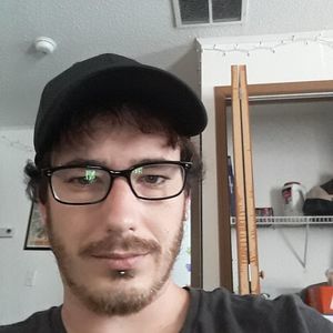 Meet your Posher, Casey